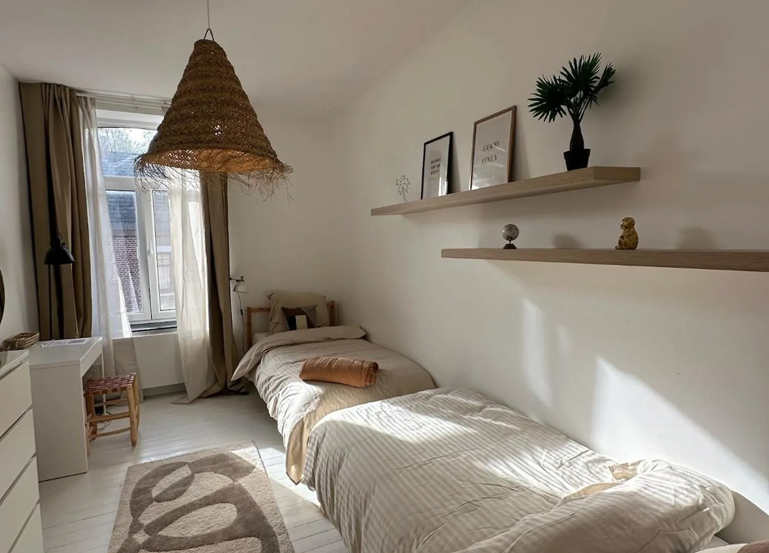Homestay Ladar House Apartment Frasnes-lez-Gosselies