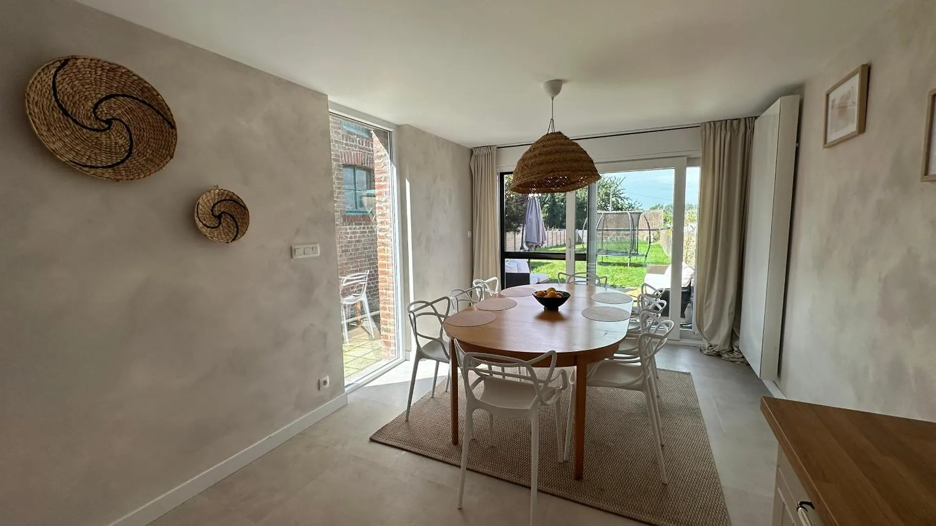 Homestay Ladar House Apartment Frasnes-lez-Gosselies